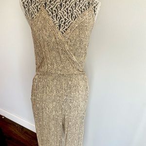 Full length summer romper with strap sleeves